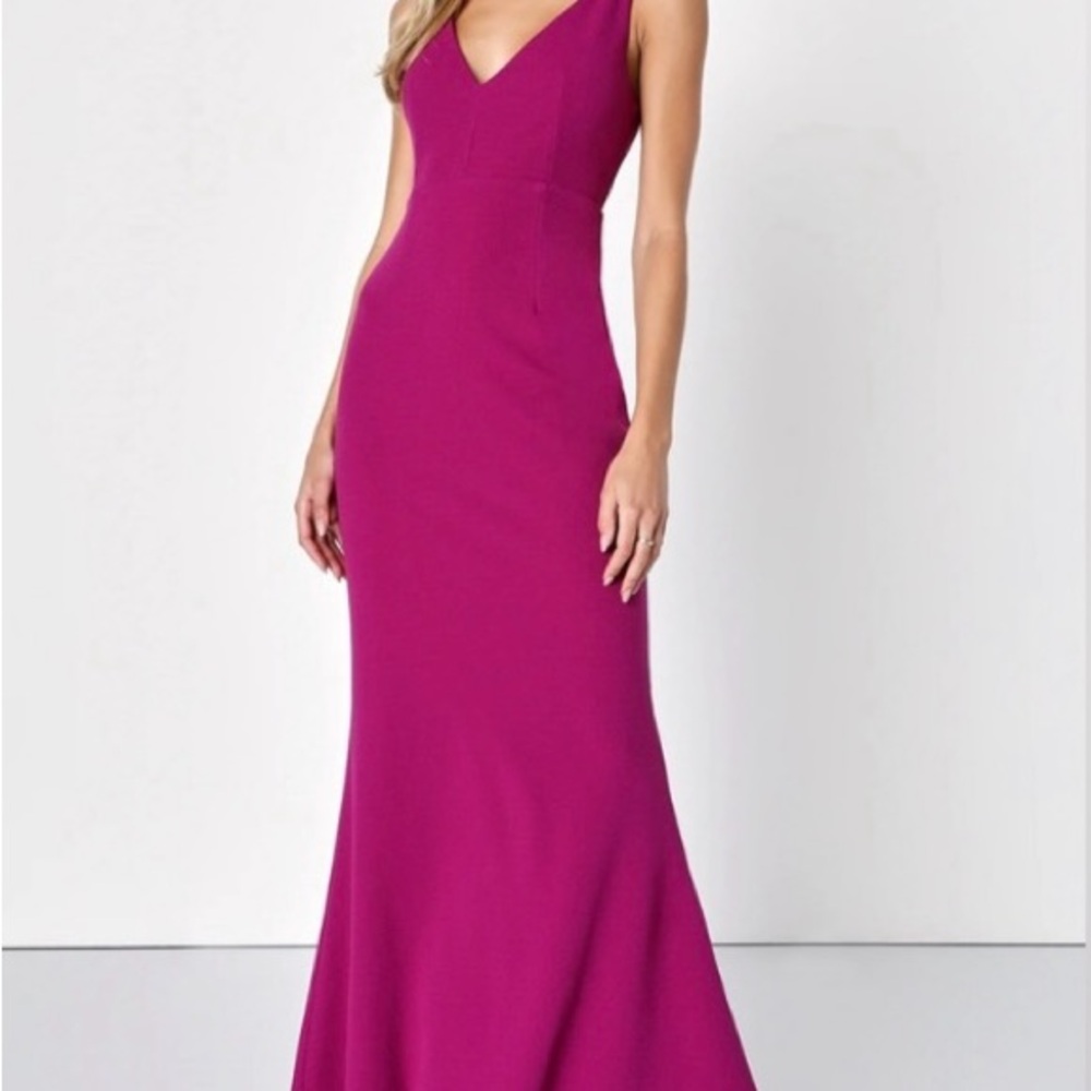 Elegant Magenta Evening Gown